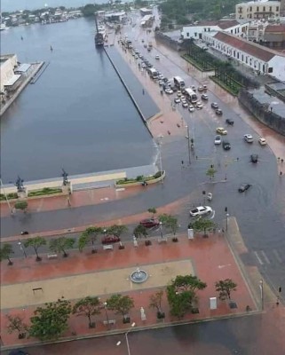 Iota será tormenta el sábado y huracán el domingo según Copeco