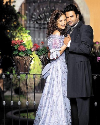 Adela Noriega sufre de anorexia