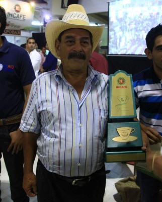 Una mujer produce el mejor café de Honduras