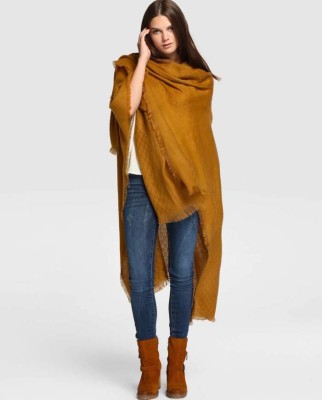 Las túnicas ponchos se vuelven a poner de moda