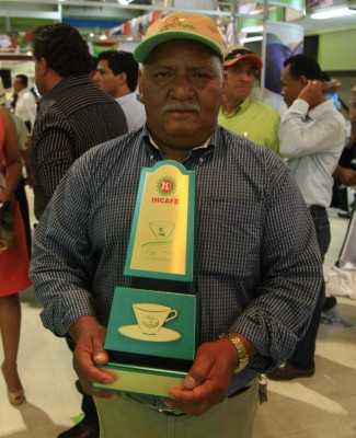 Una mujer produce el mejor café de Honduras