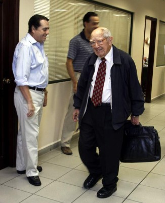 Jorge Bueso Arias: 'Soy el banquero más viejo”