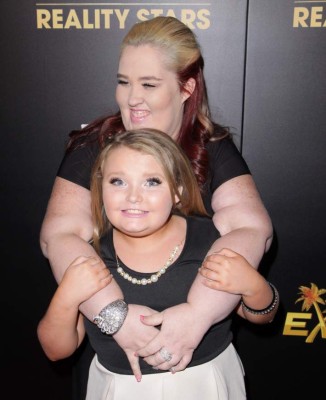 Mama June junto a su hija Honey Boo Boo.