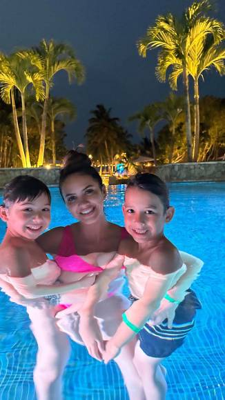 La guapa periodista mostró en sus redes sociales cada una de sus actividades durante sus vacaciones, la emoción de sus hijos al estar en una piscina y su felicidad por estar en el país.