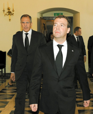 Polacos se despiden de la difunta pareja presidencial