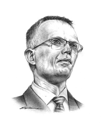 Nació en Lisboa, Portugal, el 14 de agosto 1958 (56 años). Estudió en la Escuela Central de París. Fue piloto de carreras y es coleccionista de coches clásicos.