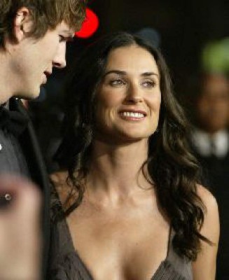 Demi Moore piensa en la maternidad junto a Ashton Kutcher