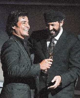 Premio para Chayanne