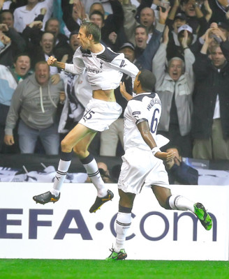 Wilson protagonista en goleada del Tottenham