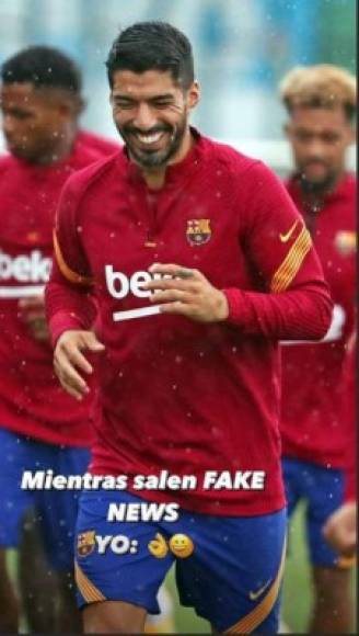 El uruguayo Luis Suárez causó revuelo el miércoles al dejar un enigmático mensaje en su cuenta de Instagram: “Mientras salen Fake News, yo...”, escribió el charrúa, quien aparece en una foto muy sonriente y utilizó algunos emojis de felicidad y alegría.<br/>