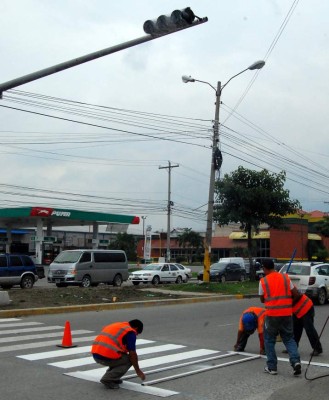 Hoy certifican funcionamiento de 3 semáforos inteligentes en San Pedro Sula