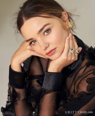 Miranda Kerr, portada de la revista Harper's Bazaar