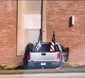 Tiroteo e incendio en una iglesia mormona conmociona a EEUU