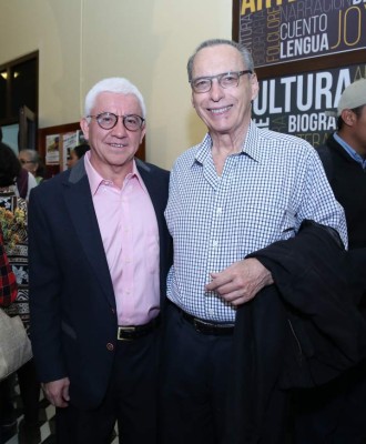 Embajada de México celebra concurso de catrinas