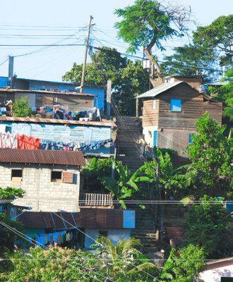 Inmigración profundiza el desempleo en Roatán