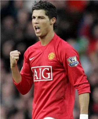 Cristiano Ronaldo sale bien de operación de tobillo derecho