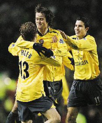 Arsenal despachó al Liverpool de la copa