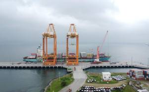 El 1 de febrero del 2013, International Container Terminal Services, Inc. (ICTSI) ganó la concesión por 30 años para el diseño, financiamiento, construcción, mantenimiento, operación y exploración de la terminal de carga general y contenedores de Puerto Cortés, en Honduras.