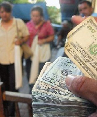 Encaje bancario sigue elevado en Honduras