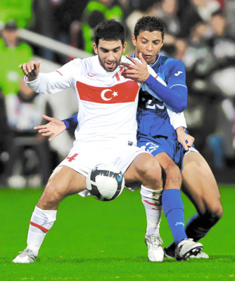 Honduras tropezó en Turquía