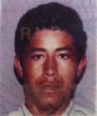 Muere al intentar huir con moto