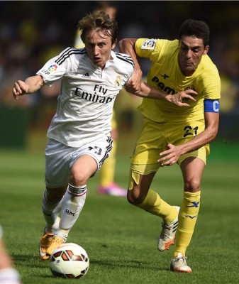 Real Madrid vence al Villarreal y se acerca a la cabeza de la Liga