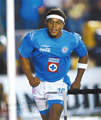Pavón ya llegó a México