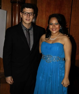 Primera promoción de la Sun Valley Bilingual