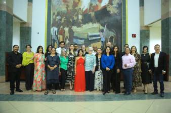 Los diversificados talentos hondureños inundaron de arte, significados y cultura el recinto bancario.