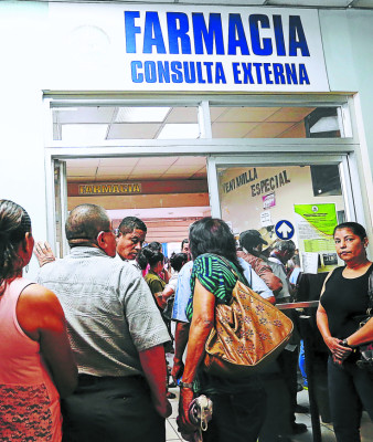 Irregulares contratos sangran finanzas del IHSS en L4,793 millones