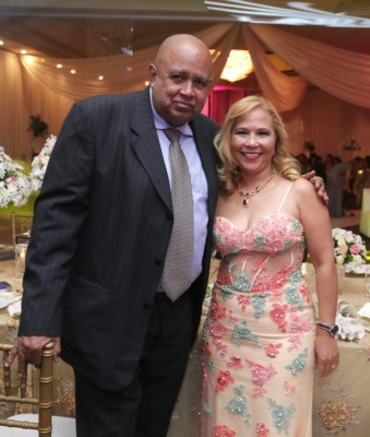 Adiós a un noviazgo con alegre enlace