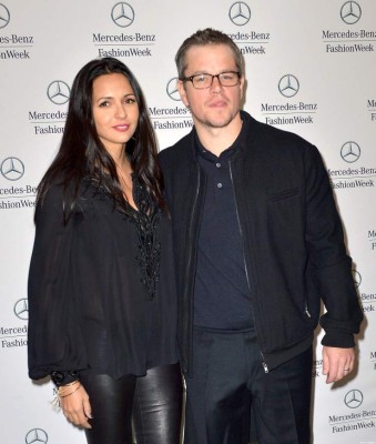 Esposa le pide a Matt Damon $140 millones por su divorcio