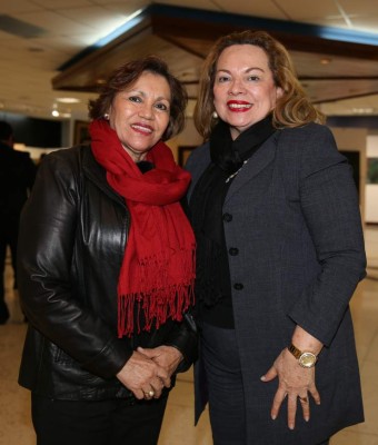 Banco Atlántida reconoce a Miguel Ángel Ruiz Matute