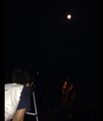 Por cuatro horas, el mundo se maravilló viendo al cielo