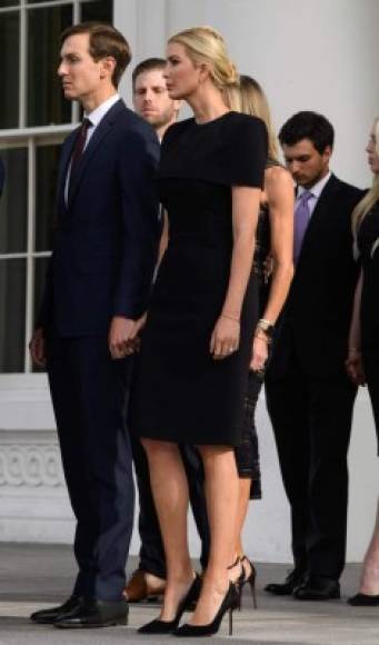 La hija favorita del presidente estadonidense, Ivanka Trump junto a su esposo Jared Kushner.