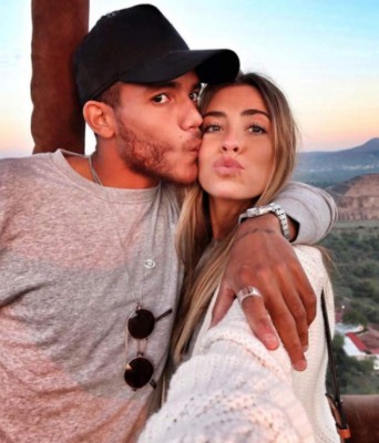 Aseguran que futbolista mexicano Jonathan Dos Santos canceló su boda porque es bisexual