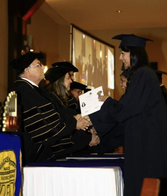 Universidad Pedagógica cierra el período académico con 94 nuevos profesores