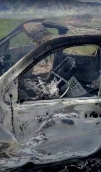 El vehículo que conducía Maria Rhonita Miller quedó calcinado tras el ataque.