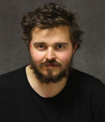 Roba un banco para intentar impresionar a Taylor Swift