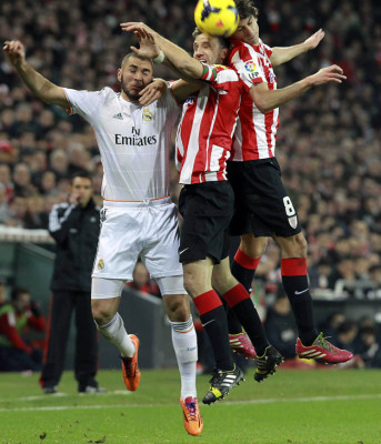 Athletic de Bilbao frena a un Real Madrid con Cristiano expulsado