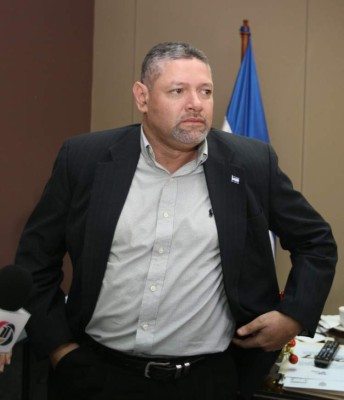 Juntas electorales en USA están a medio vapor