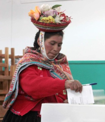 Kuczynski se encamina a un triunfo con una leve ventaja