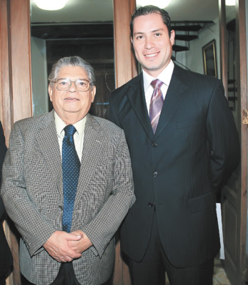 Homenaje a Moisés Becerra