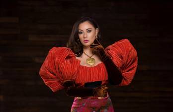 Fotografía cedida por Andrea Ramírez PR donde aparece la cantante ecuatoriana Paulina Aguirre, ganadora de un Latin Grammy, quien acaba de lanzar 'Love is My Religion'.