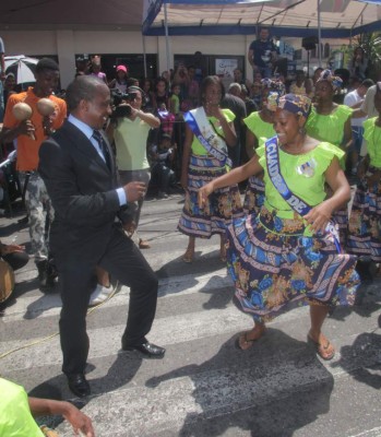 Ceibeños pusieron ritmo a la fiesta cívica