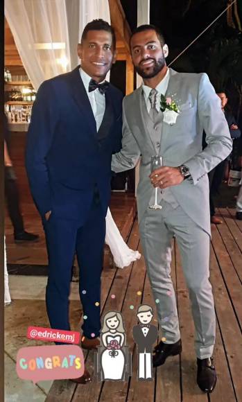 A la boda asistieron varios futbolistas que han compartido vestuario con Edrick Menjívar. Uno de ellos fue Carlo Costly.