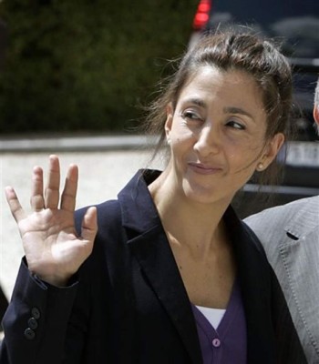 Ingrid Betancourt, 'muy cansada' quiere 'retirarse un poco'