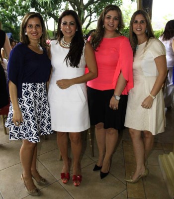 Celebración para Andrea Panayotti Faraj