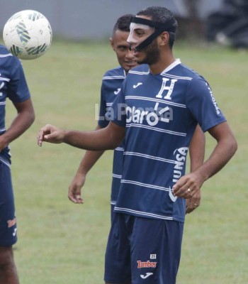 ¡Sorpresa! Osman Chávez entrena con la Selección de Honduras
