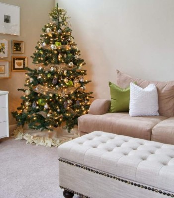 Haga una sencilla alfombra de fieltro para Navidad